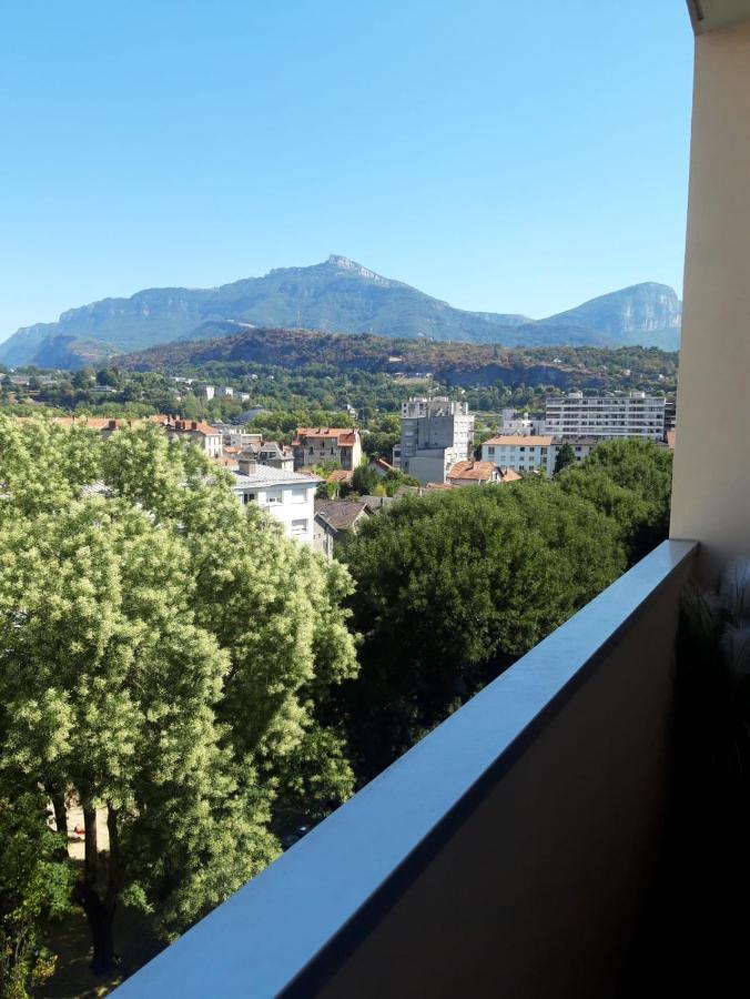 Apartament Gambetta Insolite Chambéry Zewnętrze zdjęcie